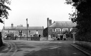 Weston Under Penyard, Weston Cross Inn c1965