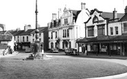 Pontypool, Clarence Corner c1960