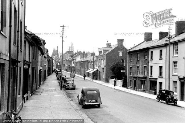 Crediton, High Street c1955