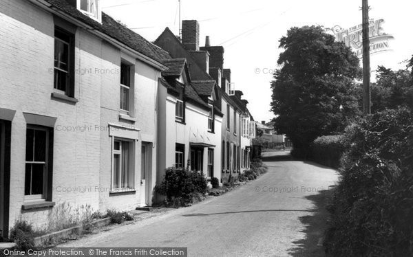 Warsash, Road to the River c1965