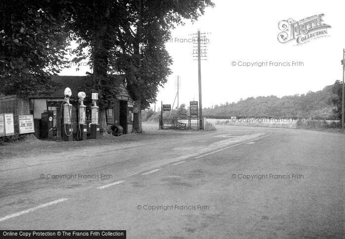 Hope-Under-Dinmore, Markham's Filling Station c1955