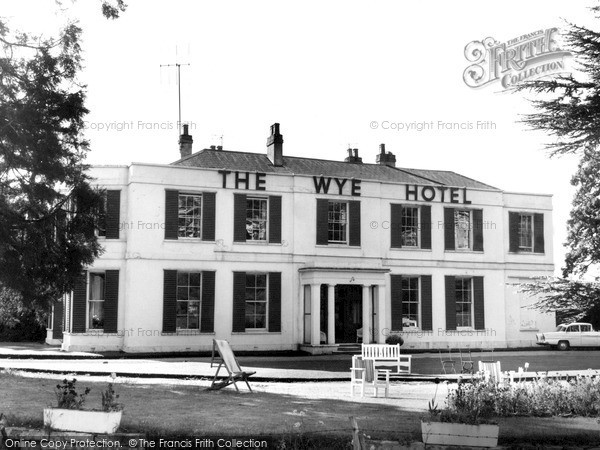 Weston Under Penyard, the Wye Hotel c1965
