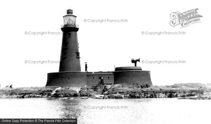 Photo of Farne Island, Longstone Lighthouse c1933, ref. F152002