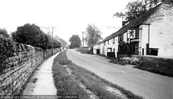 Lower Heyford, Station Road c1965