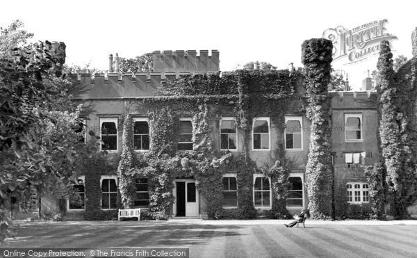 Castle School c1955, Ewell 