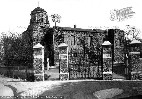 Colchester Castle, Essex. 1892 (Neg. 31523)  © Copyright The Francis Frith Collection 2005. http://www.francisfrith.com