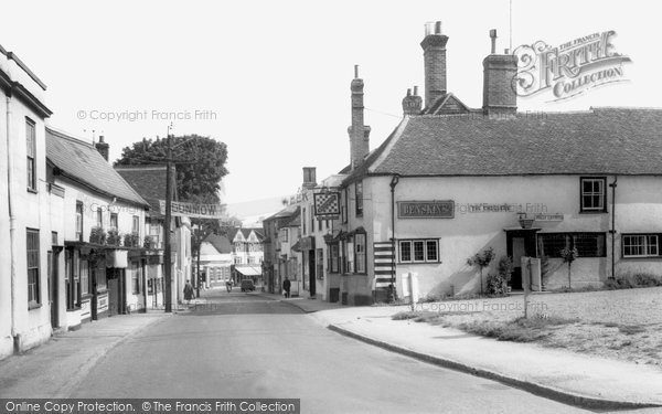Great Dunmow © Copyright The Francis Frith Collection 2005. http://www.francisfrith.com