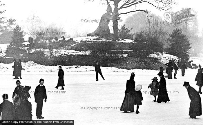 Photo of London, Crystal Palace c1890, ref. L130059