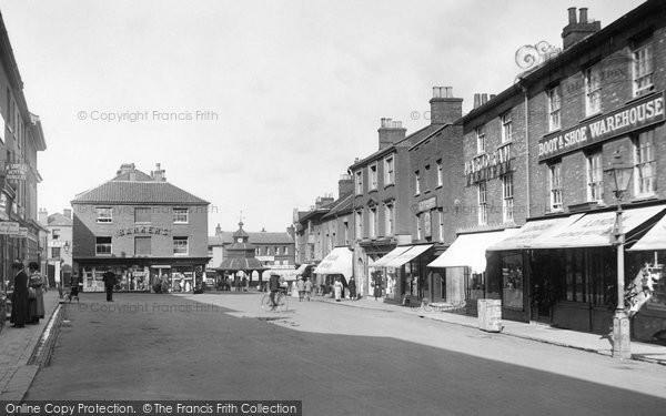 Photo of North Walsham, Market Place 1921, ref. 70935