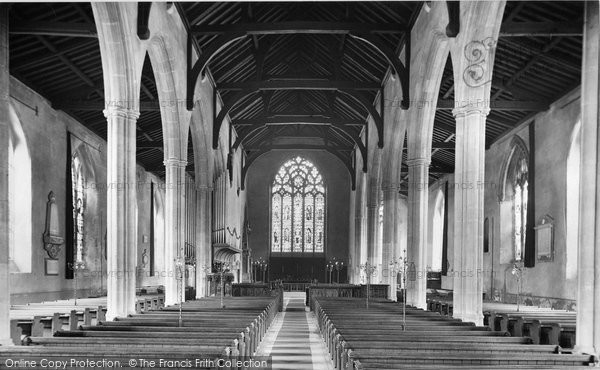 Photo of North Walsham, the Church interior 1921, ref. 70942a