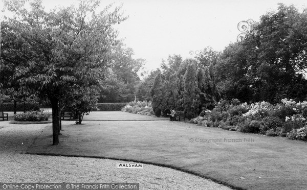 Photo of North Walsham, the Park c1955, ref. n42052