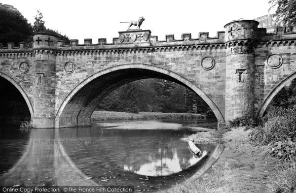 Photo of Alnwick, the Lion Bridge c1955, ref. A223002