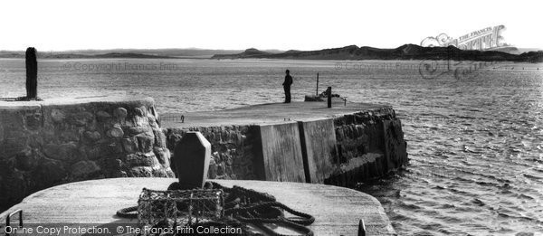 Photo of Beadnell, the Harbour and Shore c1960, ref. B550044