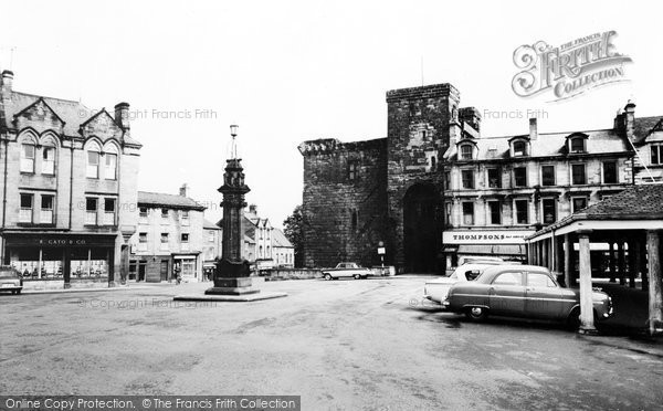 Photo of Hexham, Market Place and Moot Hall c1960, ref. H80071