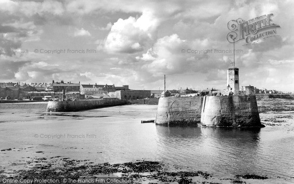 Photo of Seahouses, Harbour Entrance c1955, ref. S521040