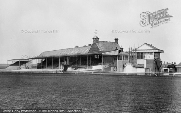 Photo of Newmarket, the Grandstand, Rowley Mile Racecourse 1922, ref. 71932