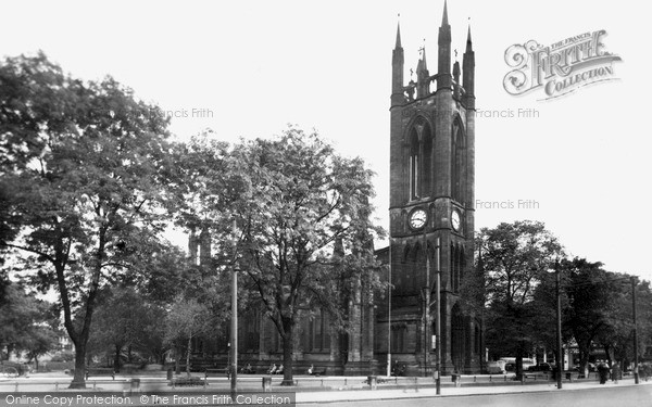 Photo of Newcastle Upon Tyne, the Church of St Thomas c1955, ref. N16514