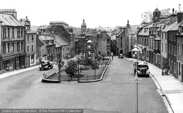 Photo of Hawick, Drumlanrig Square c1955, ref. H248003