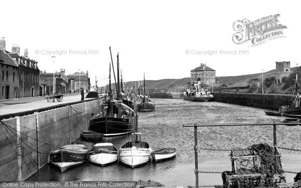 Photo of Eyemouth, the Harbour c1960, ref. e119004